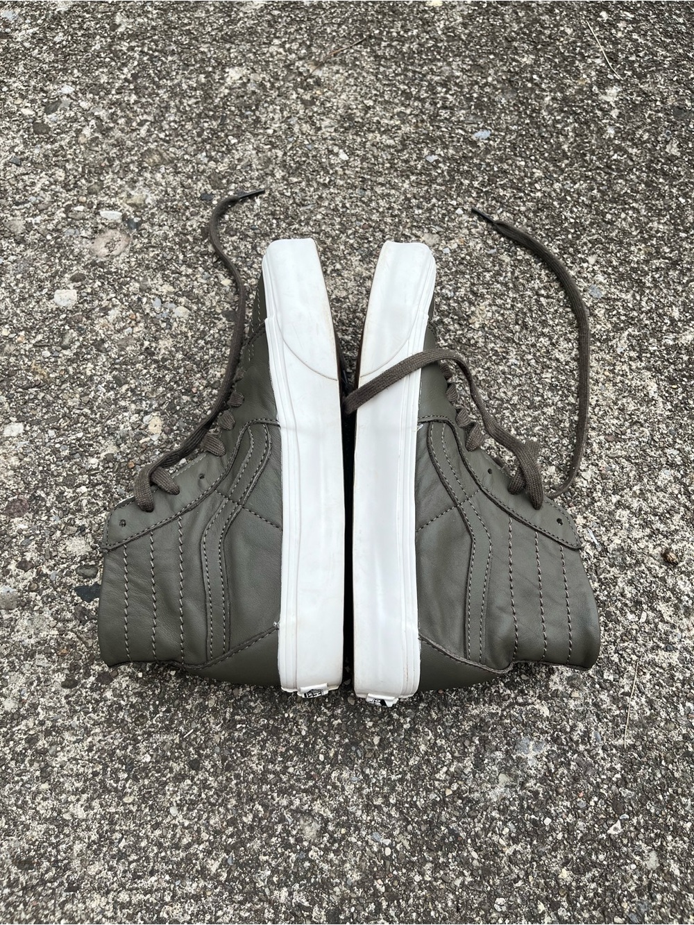 Vans High-Top Sneakers in Olive Green and White - Picture 5 of 8